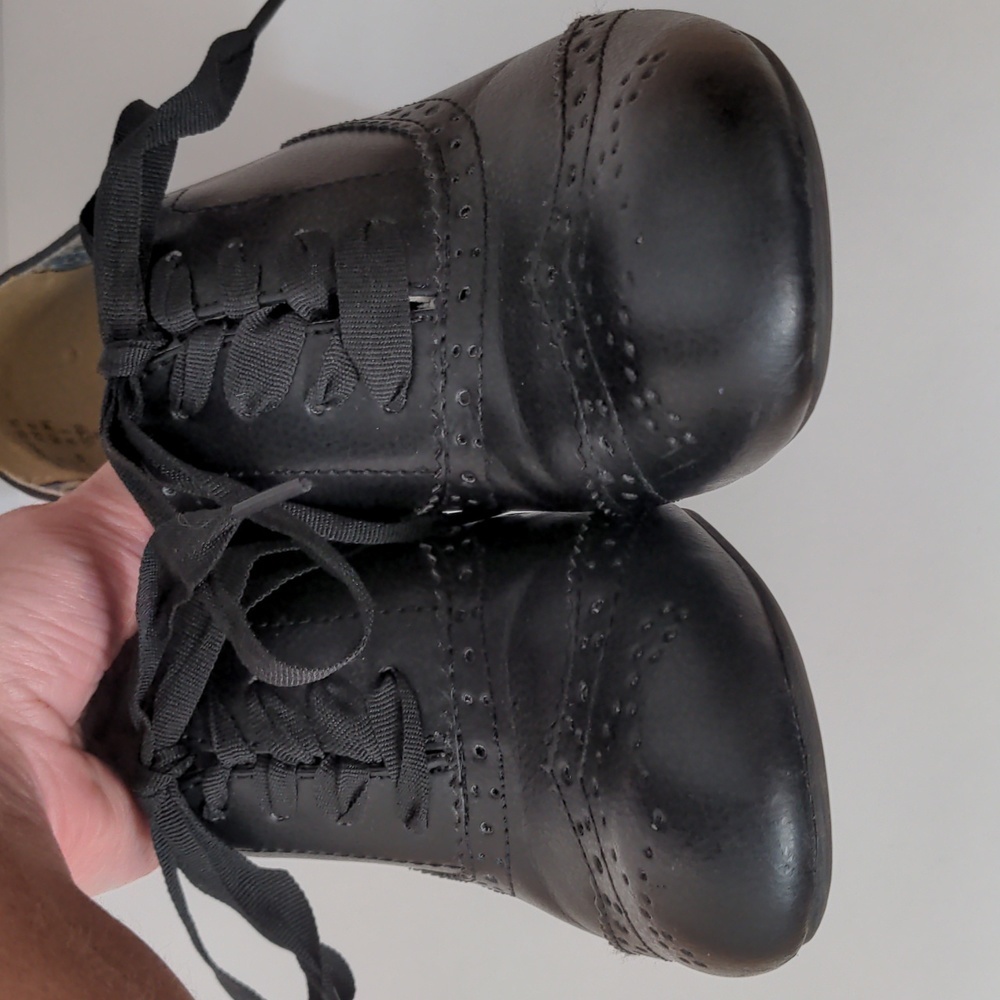 AMERICAN Eagle Oxford Vintage Inspired Lace Up Heeled Booties 9.5 - Picture 4 of 10